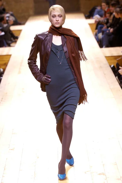 Look 13